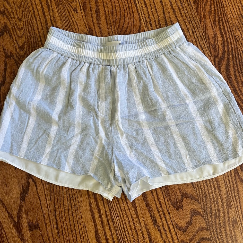 Aritzia Wilfred Free Striped Short